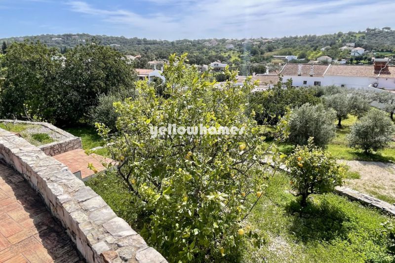 Charming country villa with 4 bedrooms and pool in Sao Bras de Alportel